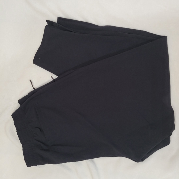 Adidas woven pants - Picture 16 of 16